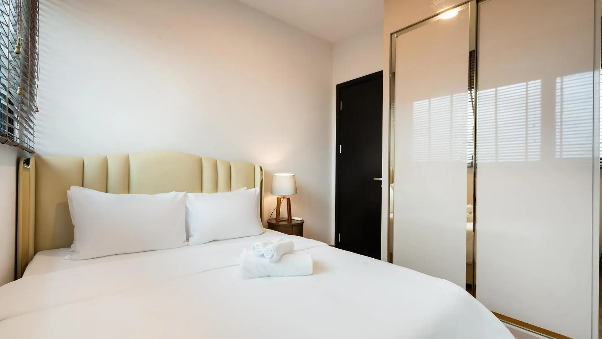Luxury Gold Apartment 86 : D1- Mension , Rooftop Pool - District 1 Ho Chi Minh City