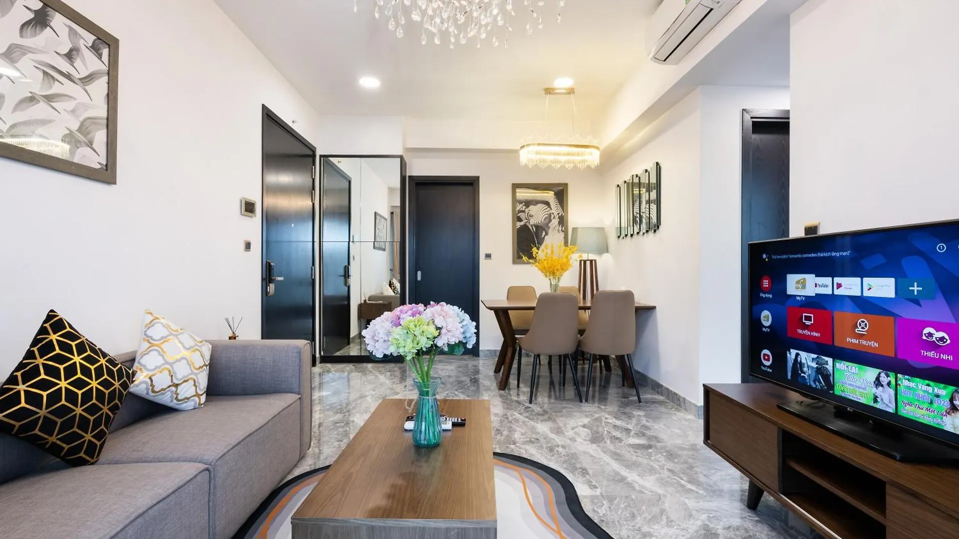 Luxury Gold Apartment 86 : D1- Mension , Rooftop Pool - District 1 Ho Chi Minh City